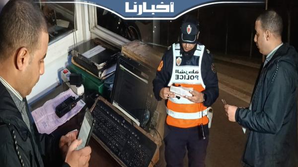 شاهد الآلة لي مكتعتاقش مع المبحوثين عنهم والمجرمين ليلة البوناني ولي فرط يكرط